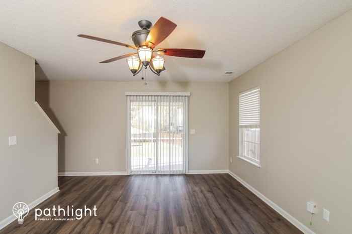 349 Denman Loop - Photo 2 of 19