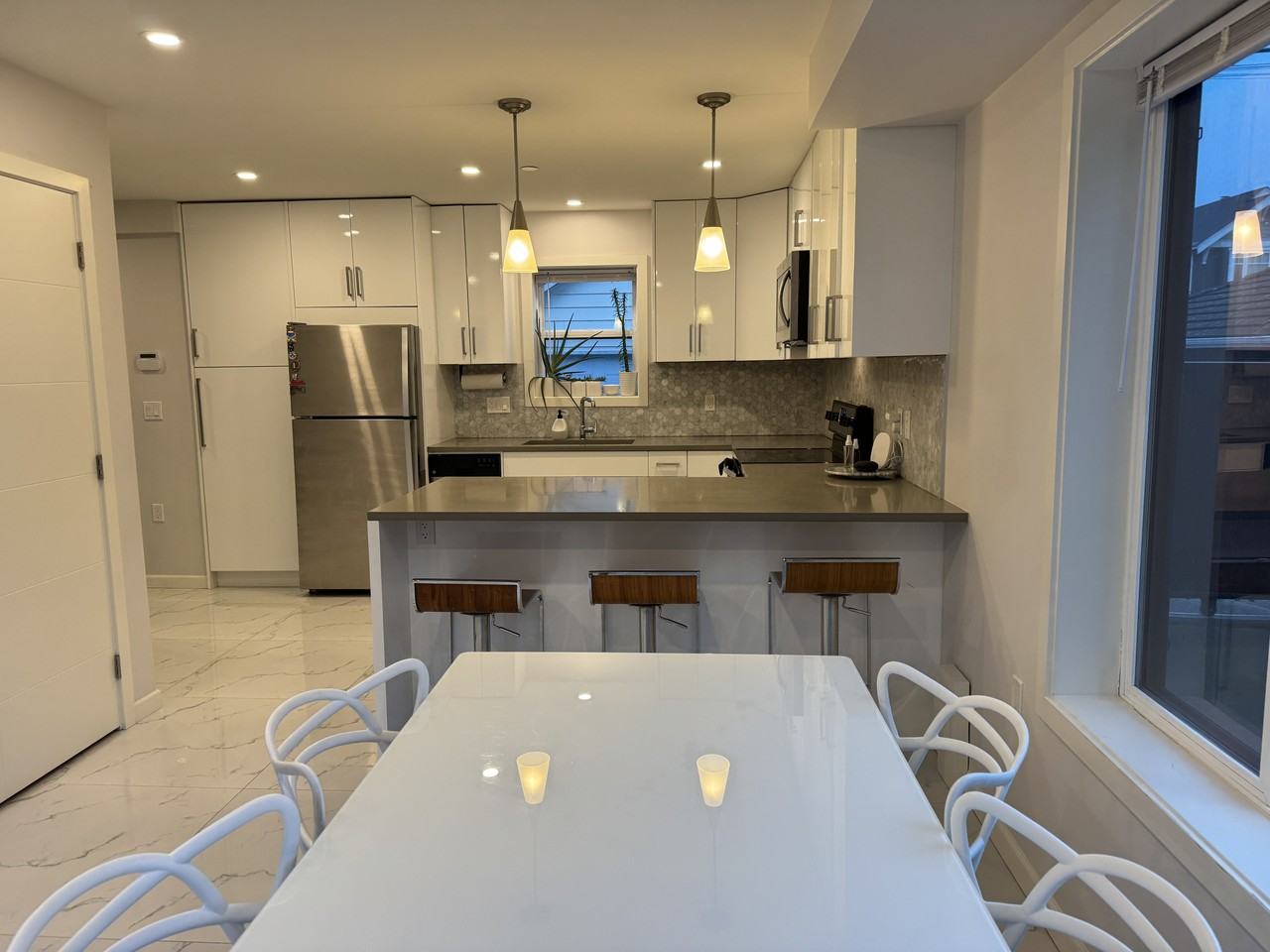 Lillooet St & E Pender St - Photo 4 of 19