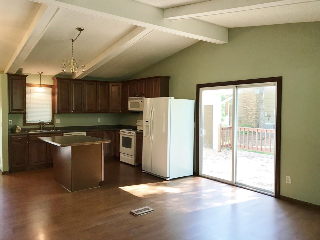 17399 Barberry Cir #0 - Photo 3 of 16