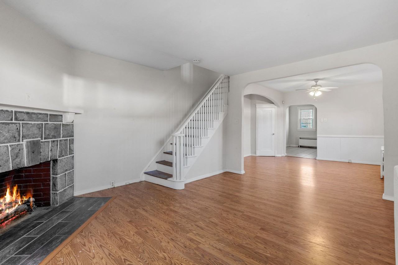 11 Bellevue Ter #1 - Photo 3 of 21