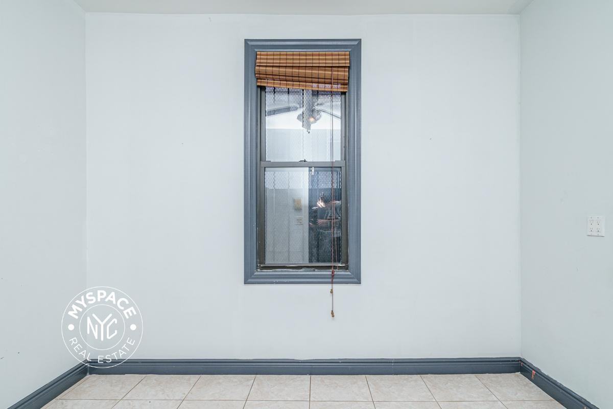750 Onderdonk Ave #2B - Photo 6 of 13
