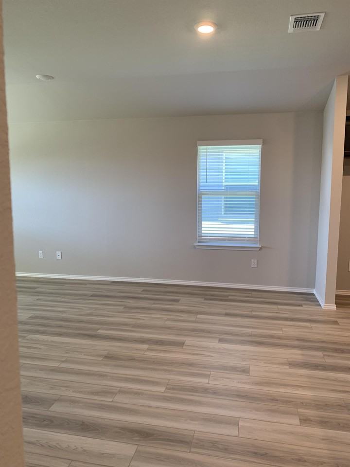 8523 Brahma Plains Rd #1 - Photo 6 of 24
