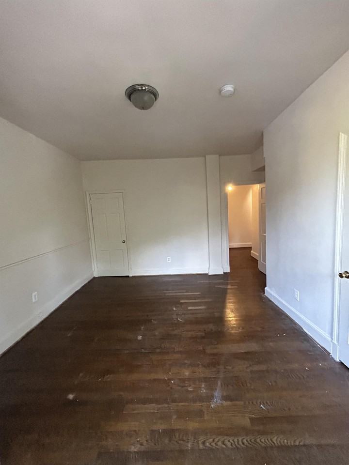 16 5th St Se #201 - Photo 6 of 14