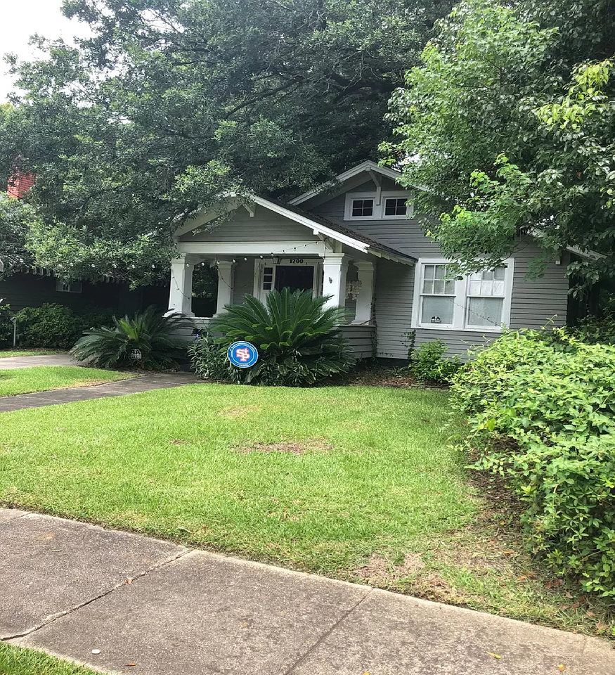 1700 Laurel St - Photo 3 of 9