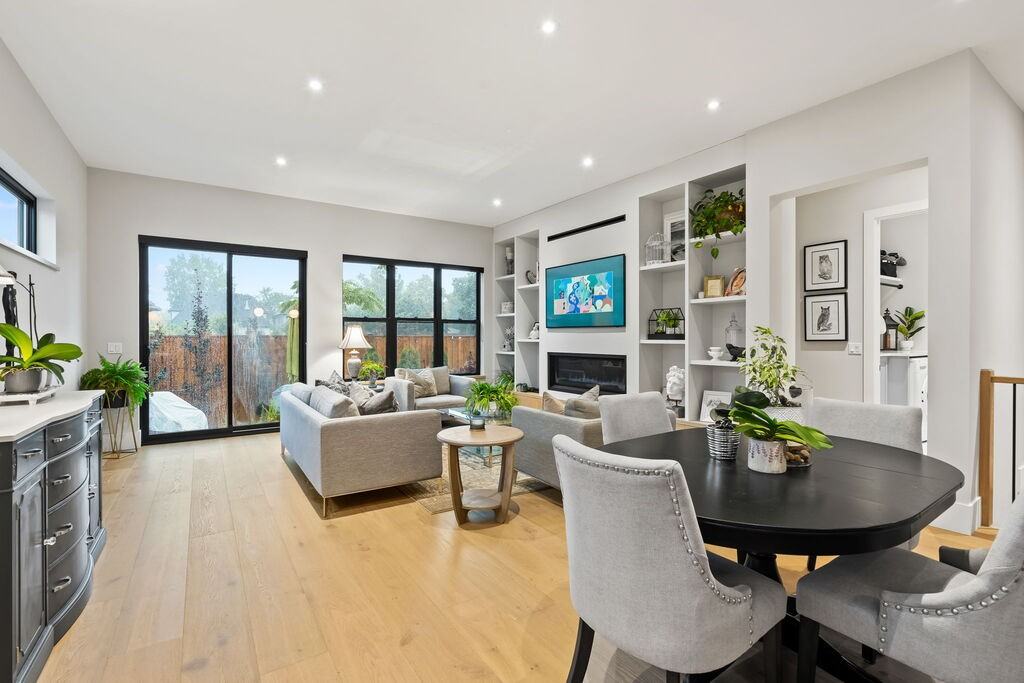 427 Butler St - Photo 2 of 40