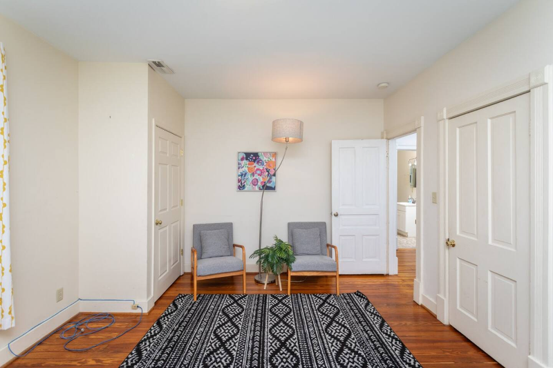 600 E Main St #6-2 - Photo 5 of 12