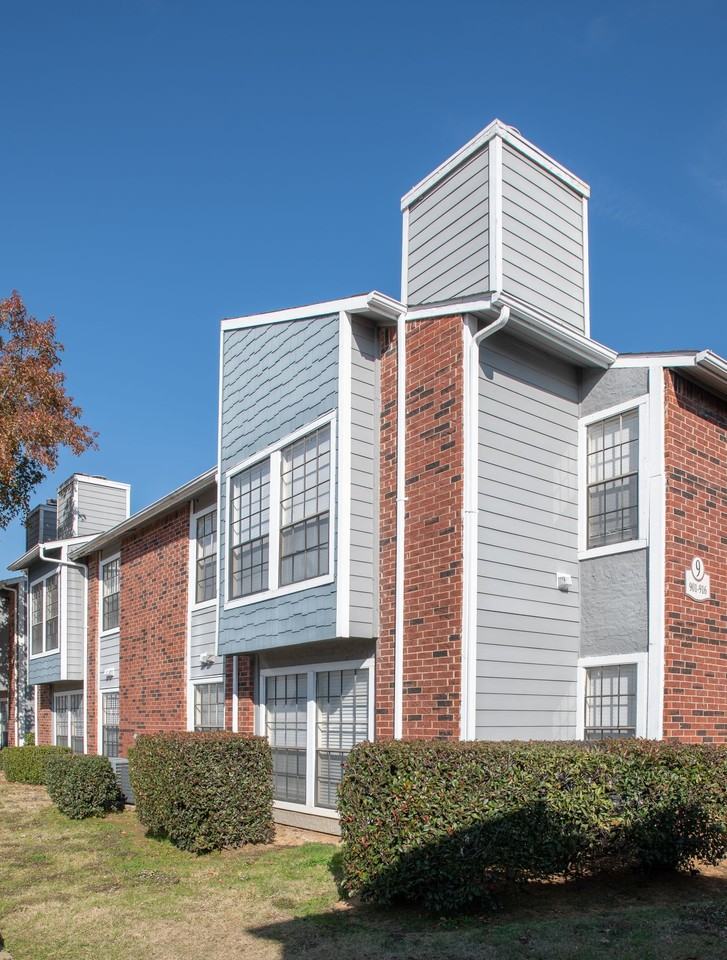 Bandera Ranch Apartments - Photo 7 of 17