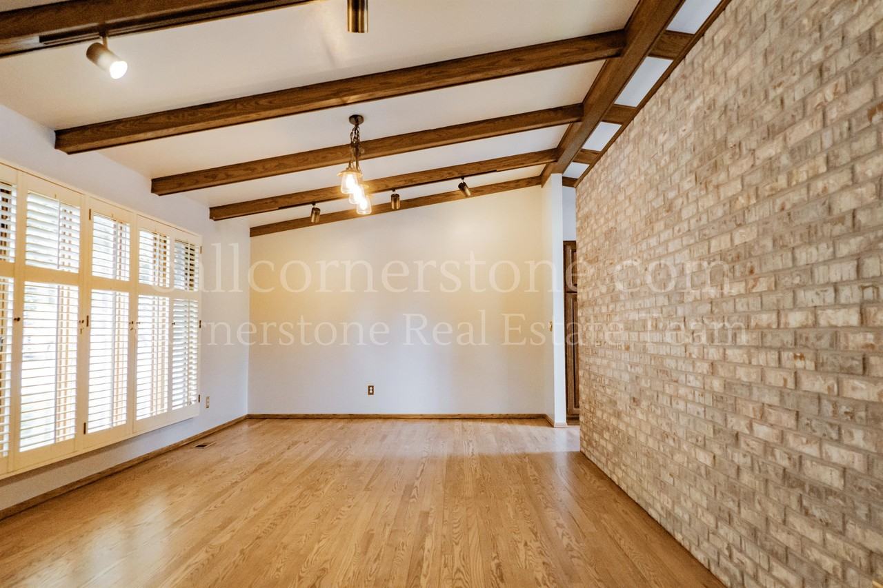 3427 Clubheights Dr #1 - Photo 6 of 50