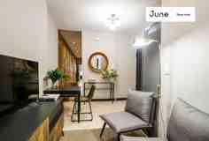 443 W 48th St #1E - Photo 1 of 1