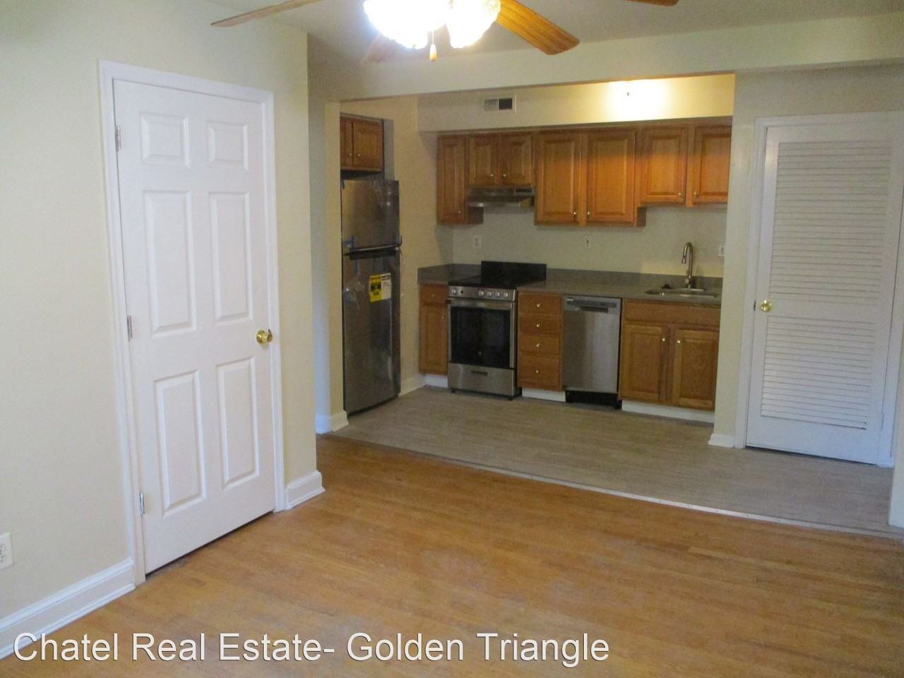 4021 Beecher Street, NW - Photo 3 of 11