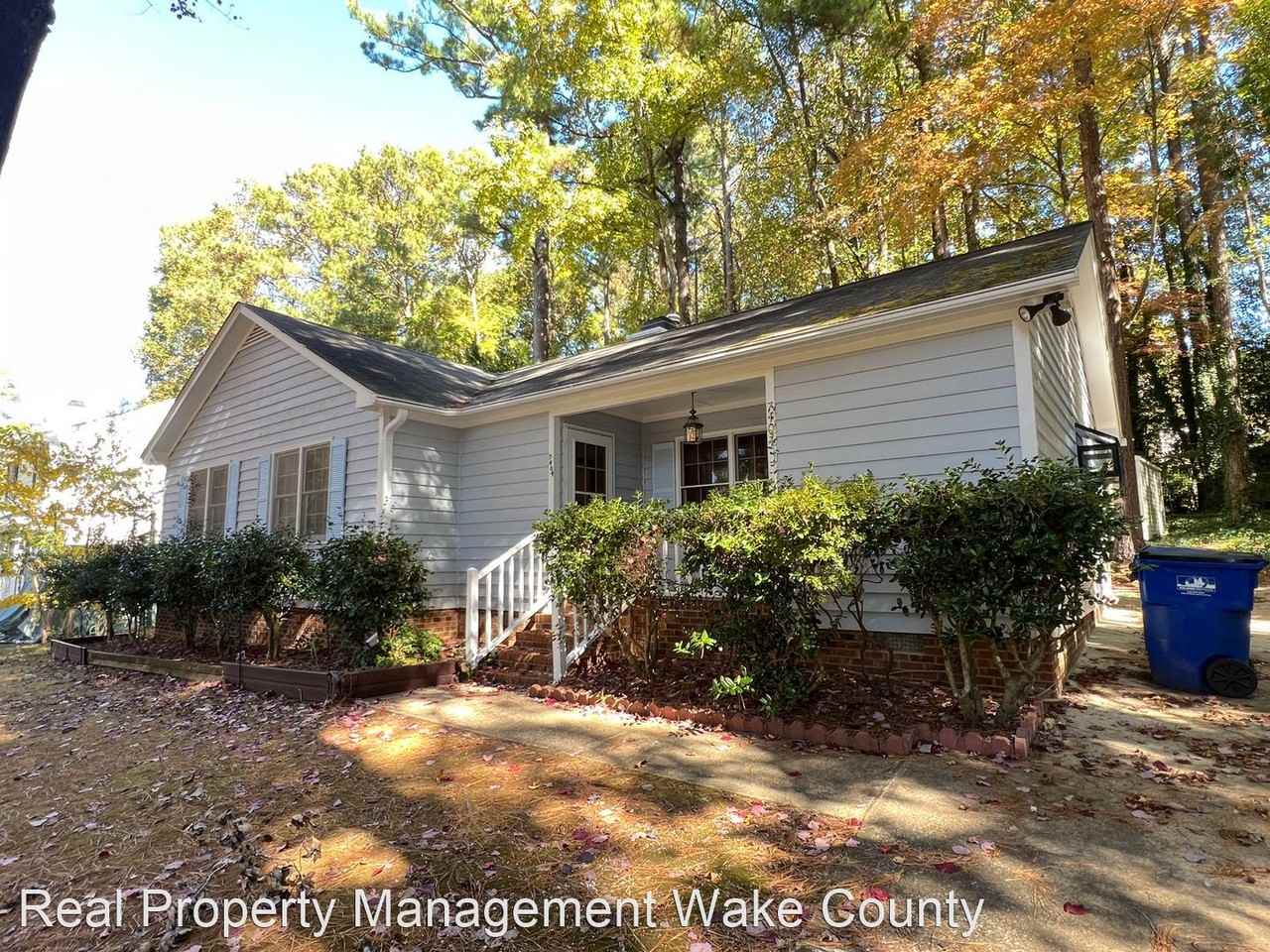 7404 Valley Run Dr - Photo 2 of 33