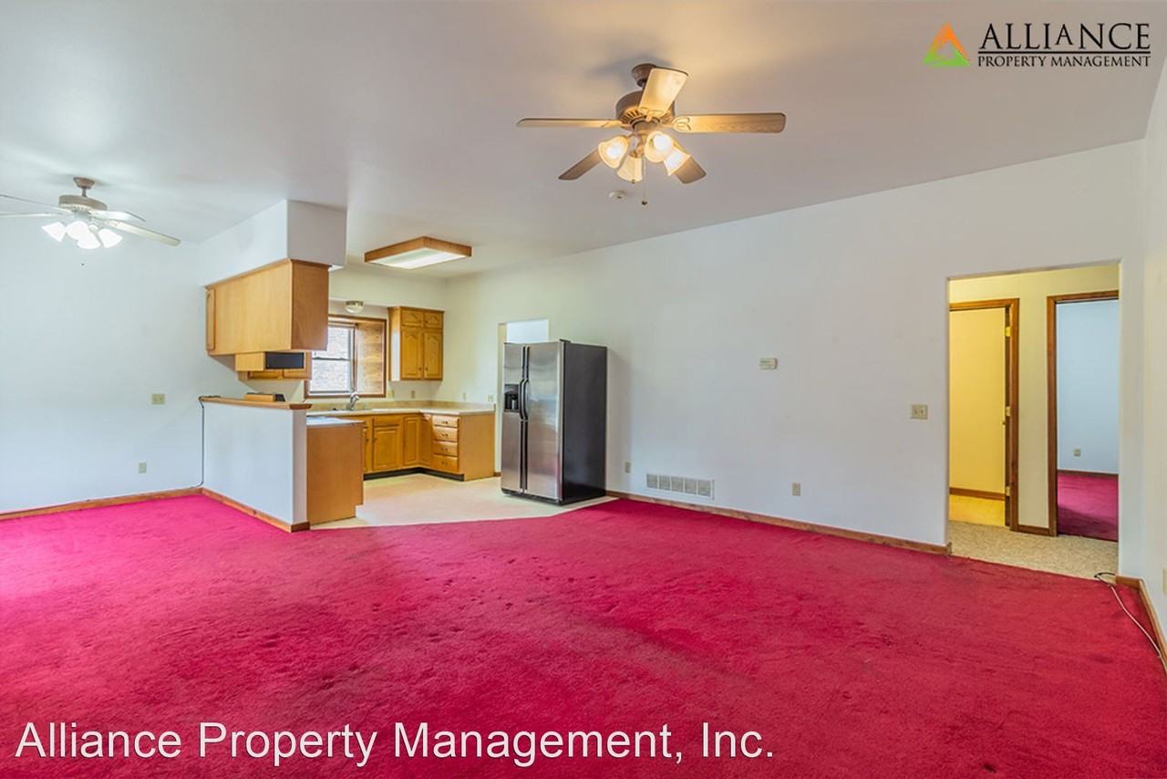 401 Lincoln Ave. - Photo 3 of 17