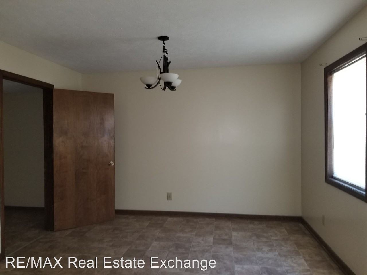 Oak Street - Photo 3 of 12