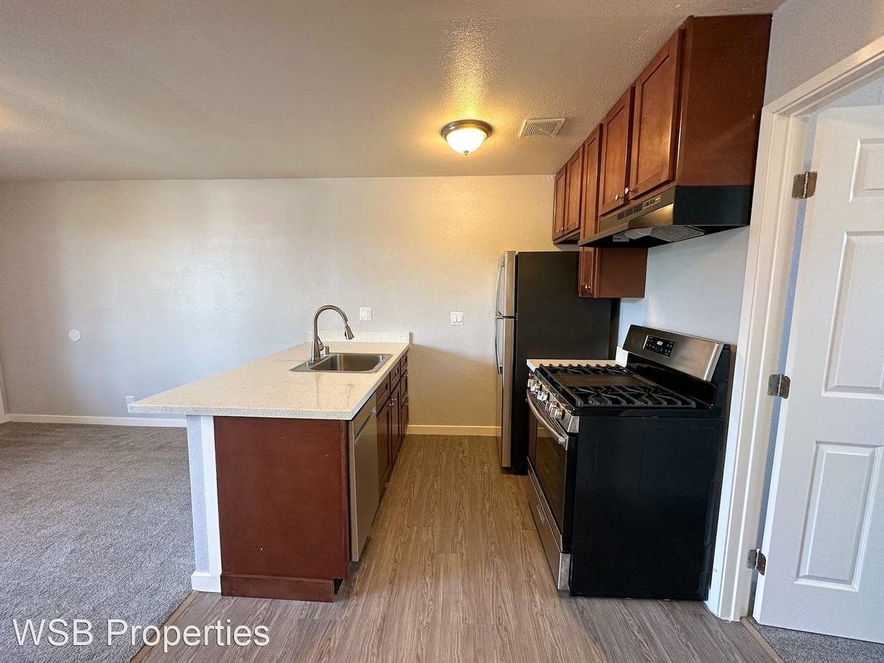 2518 35th Avenue 26-37 - Photo 3 of 28