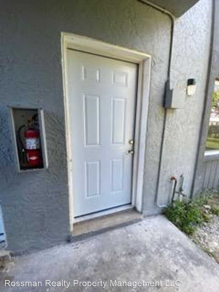 Juanita Ave - Photo 3 of 35