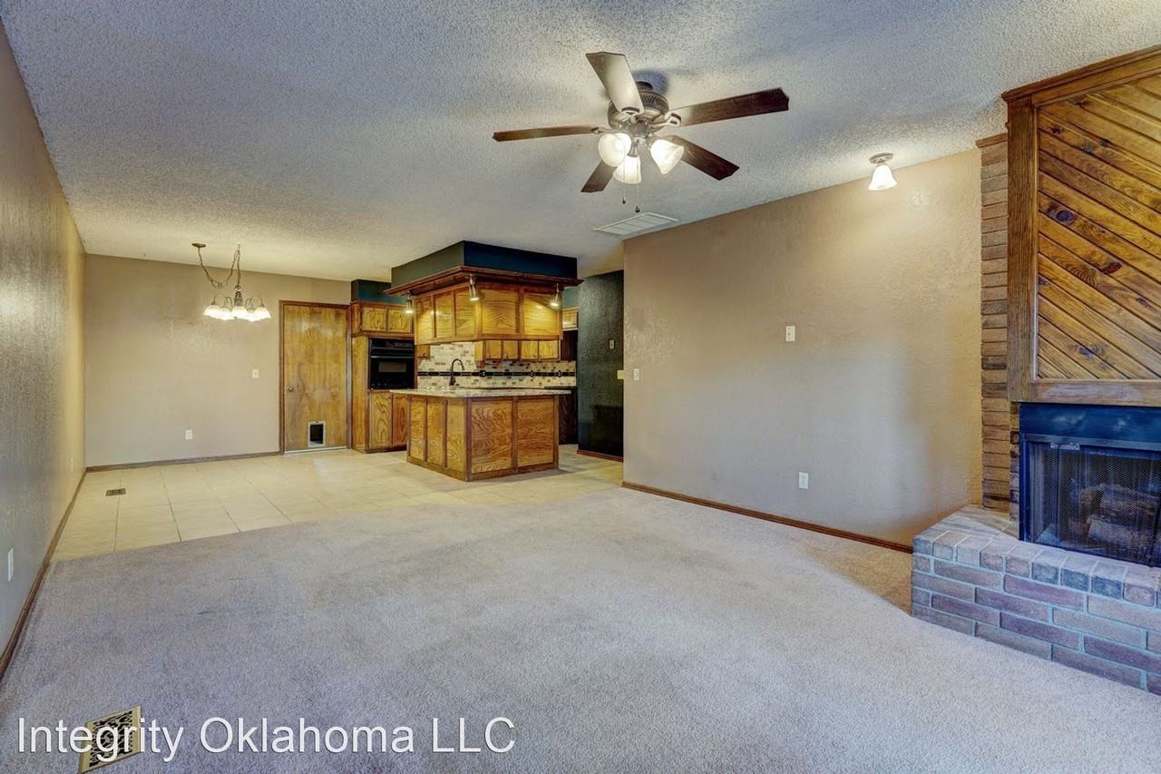 3713 Windswest Ct - Photo 3 of 48