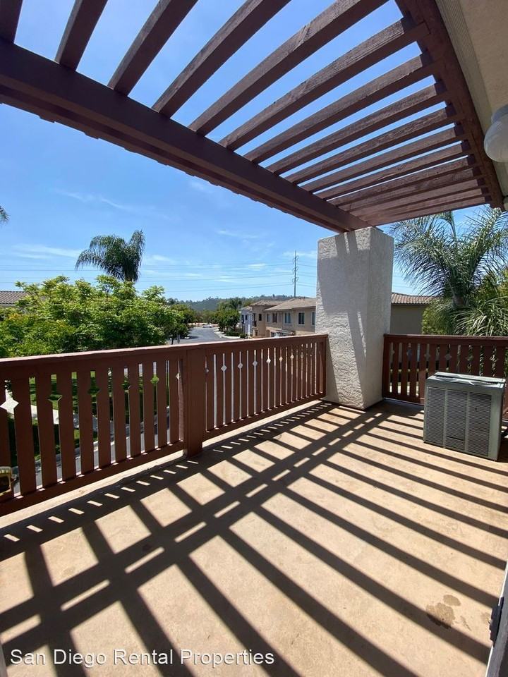 10976 Ivy Hill Dr #8 - Photo 2 of 18