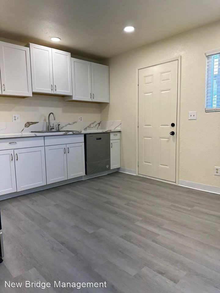 1200 W. Canal Drive Apartments 1200 W Canal Dr, Turlock, CA 95380