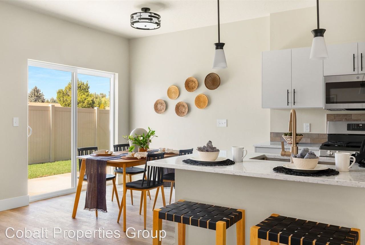 New Construction 3 Bedroom Townhomes! Apartments 3098 N Spiceland Ln