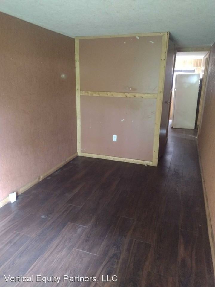 5900 New Tampa Highway - Photo 2 of 5