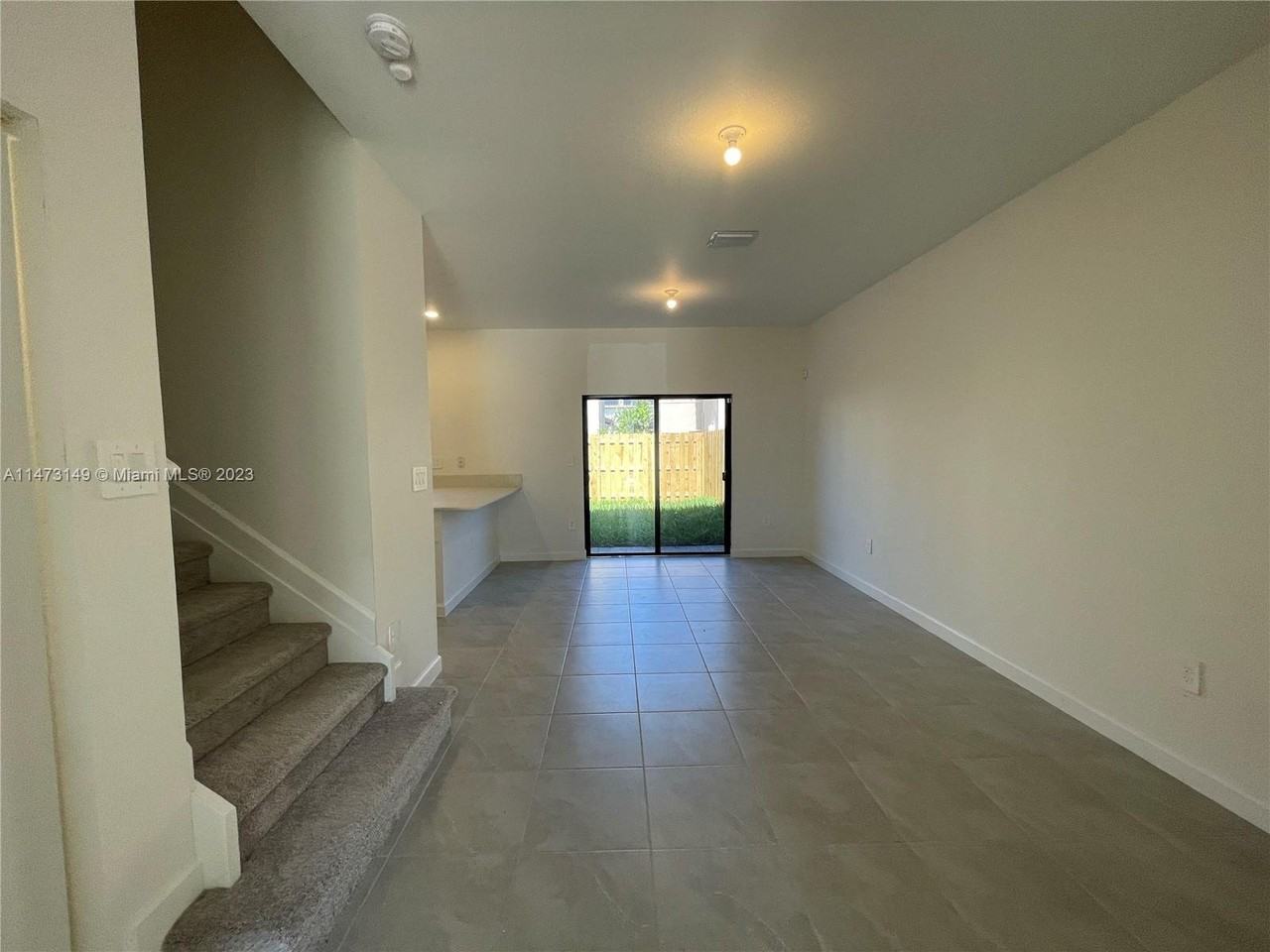 11745 Sw 245th Ter - Photo 2 of 8