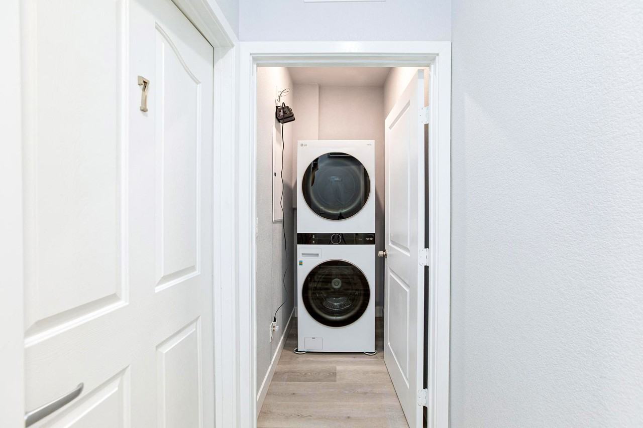 Ridgedale Ave - Photo 3 of 24