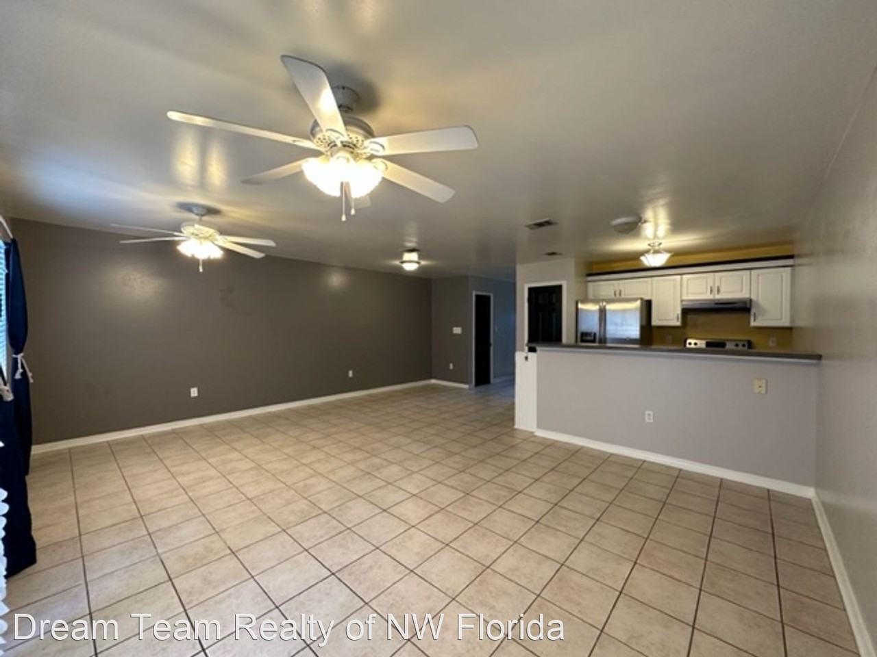 133 Noblat Dr - Photo 3 of 22