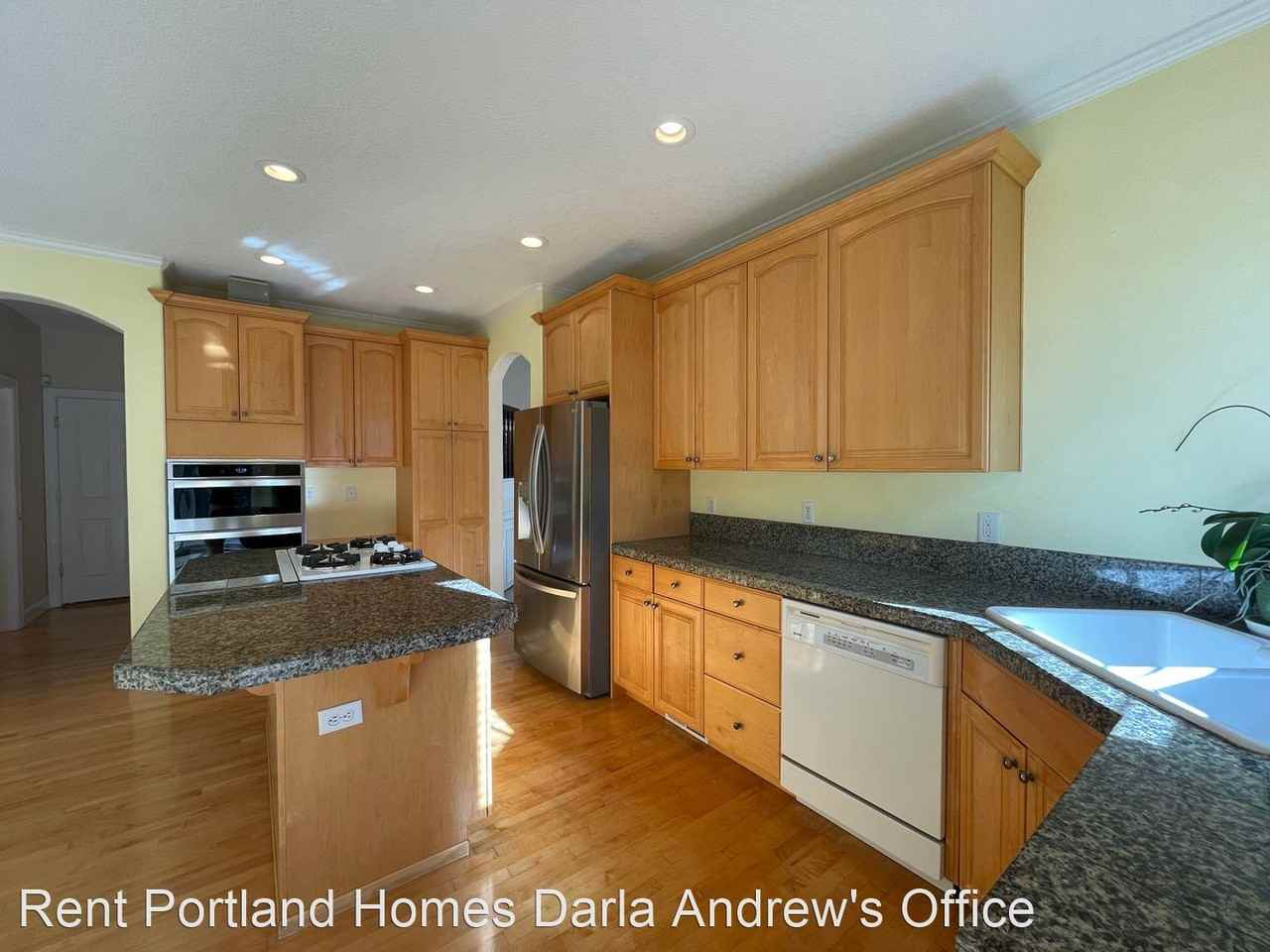 14618 Se Duke St - Photo 2 of 50