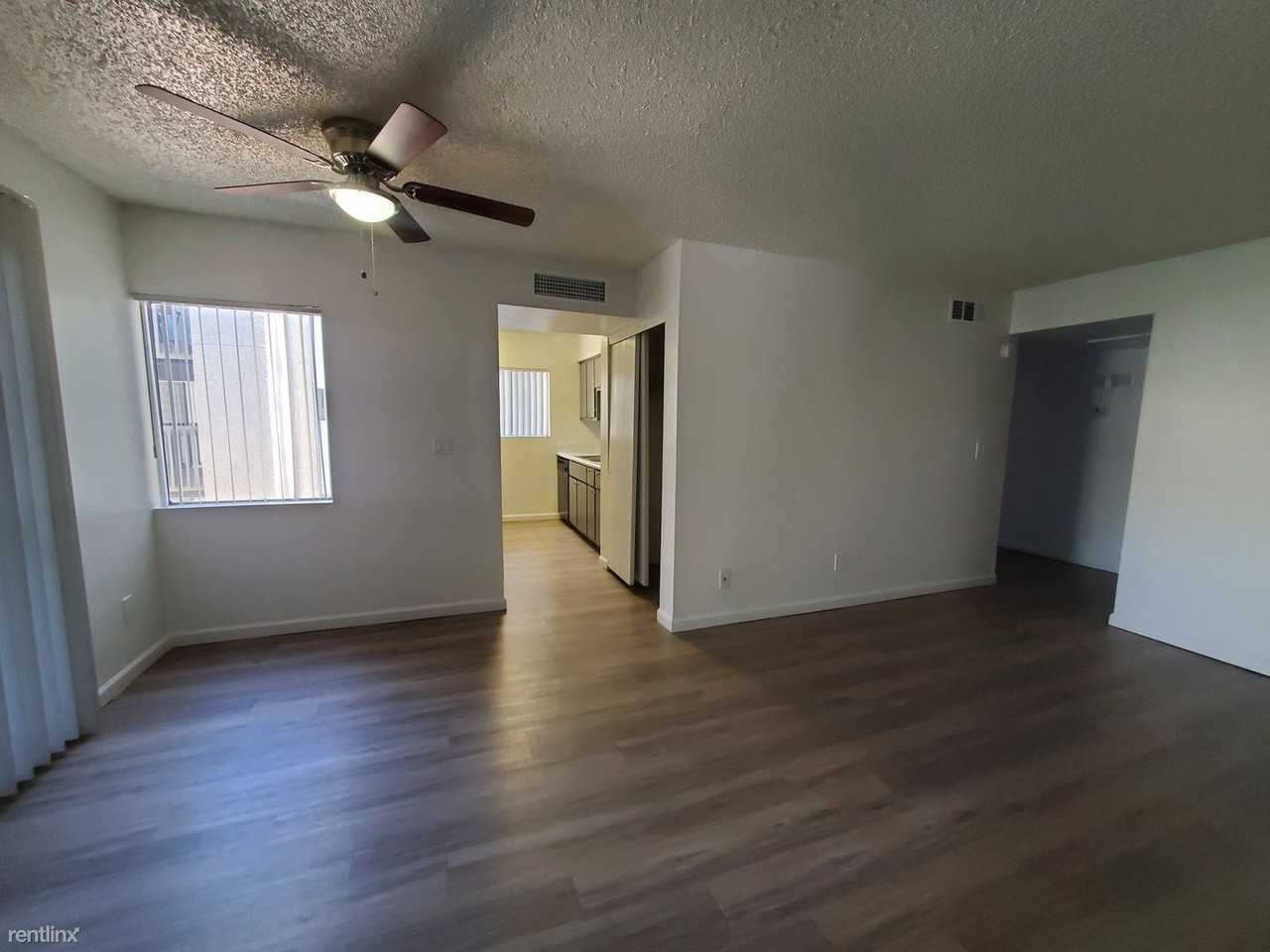 60 Freeway and 101 Freeway - Photo 3 of 5