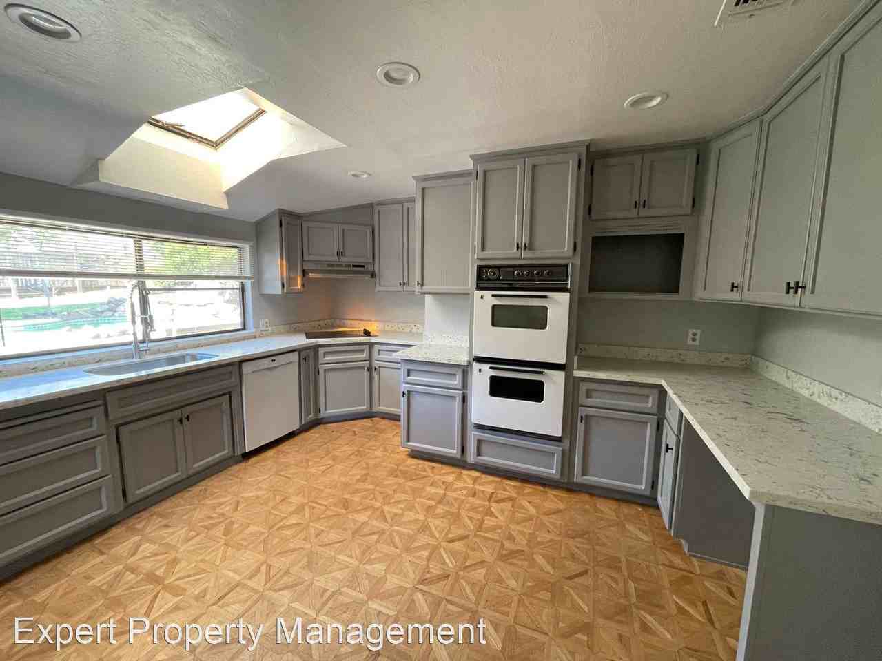 4915 Livoti Ave - Photo 2 of 16