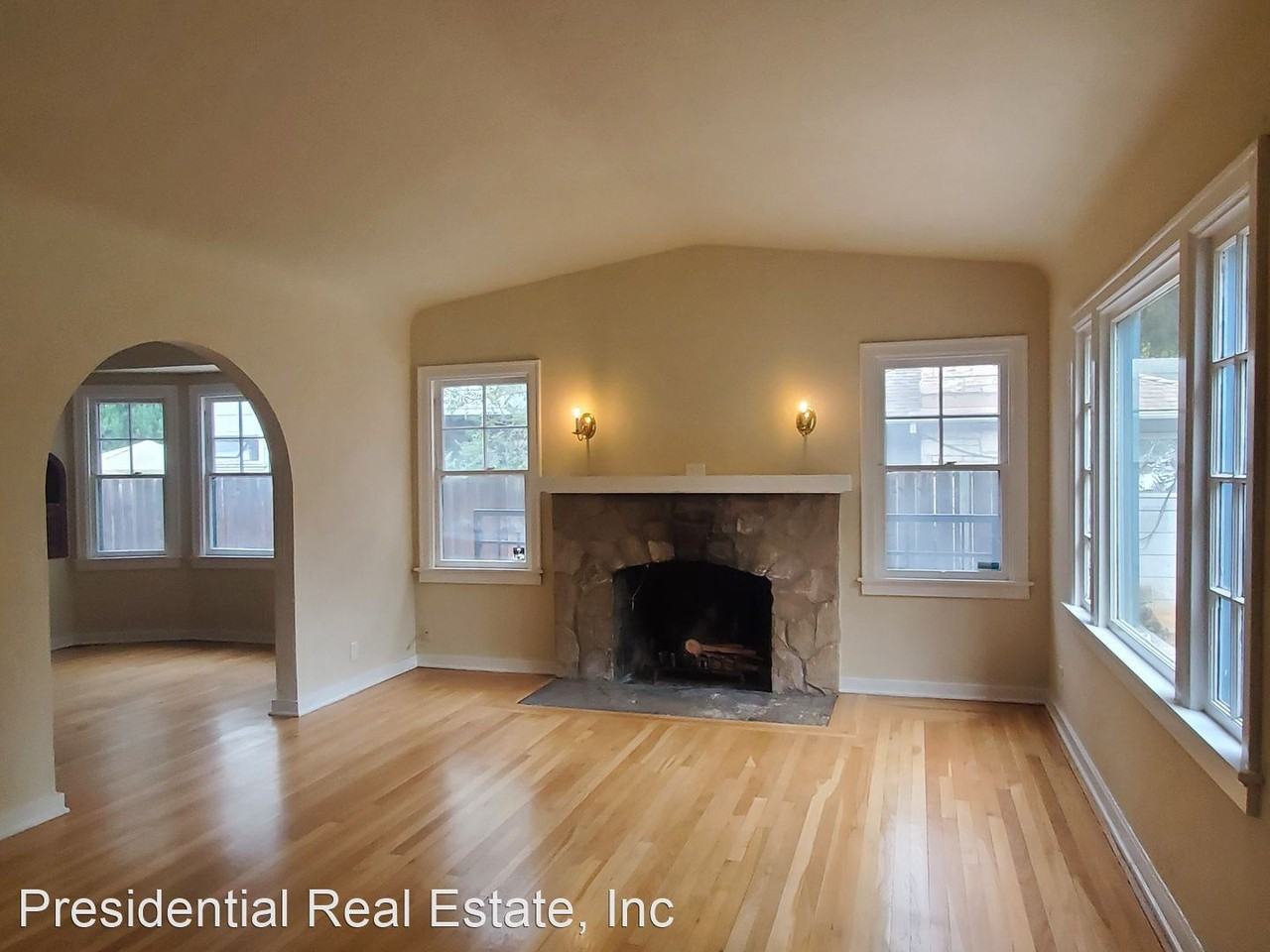 1015 Mckendrie St - Photo 2 of 11