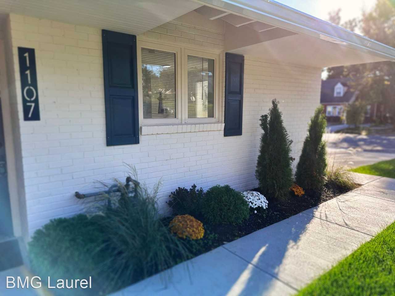 1107 Navahoe Dr - Photo 3 of 32