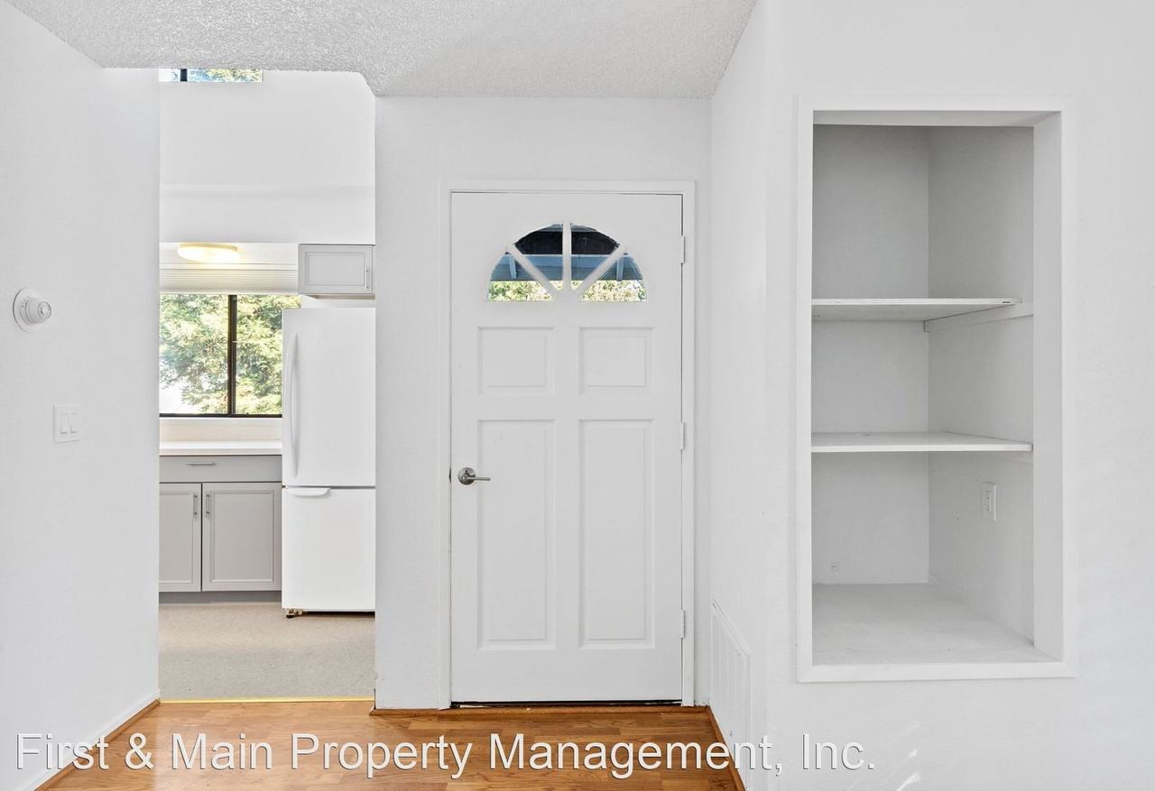 28 Village Pkwy - Photo 3 of 29