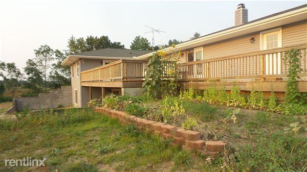 2720 Mt Hope Rd - Photo 2 of 25