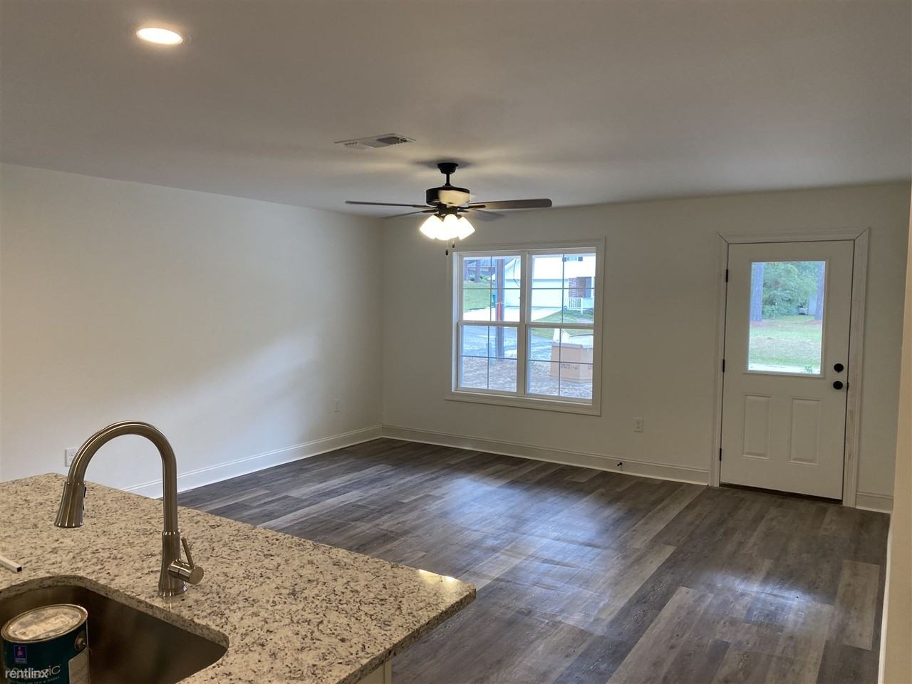 1 York Cir - Photo 3 of 13