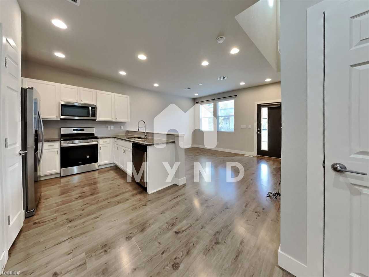 16171 E 47th Pl - Photo 2 of 18