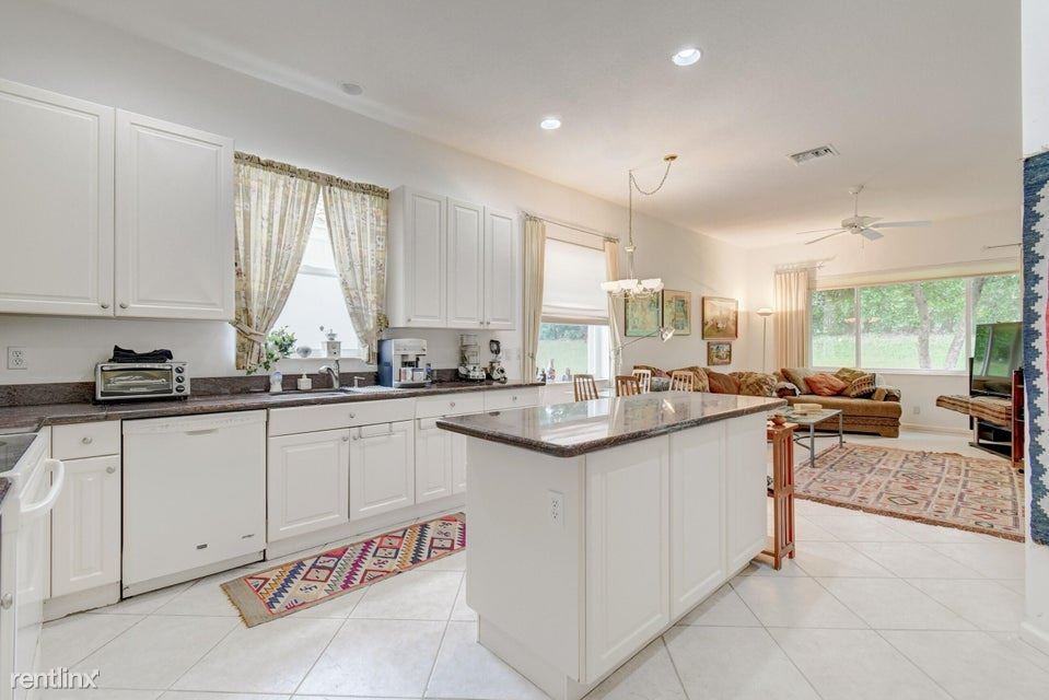 9336 Heron Cove Dr - Photo 3 of 26