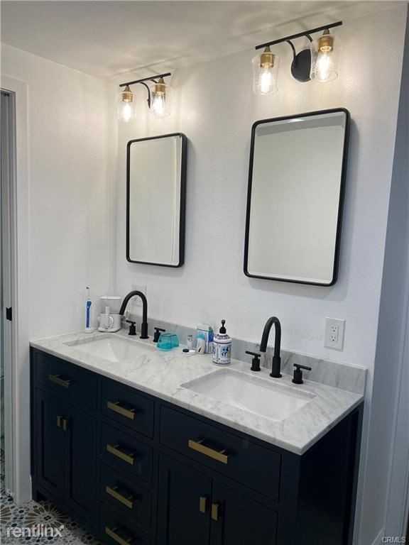 20891 Sailmaker Cir - Photo 3 of 12