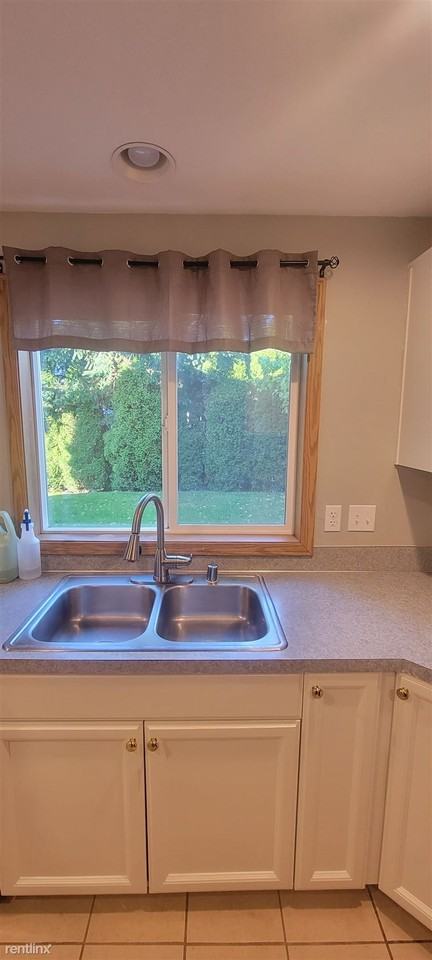 10012 Ne 19th St - Photo 3 of 42