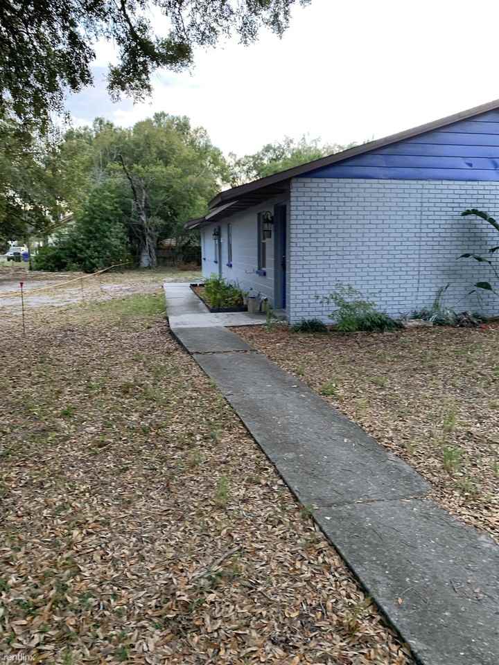 1337 E Parker St - Photo 2 of 18