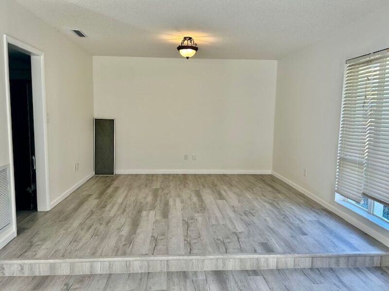 108 Spring Valley Loop - Photo 3 of 17