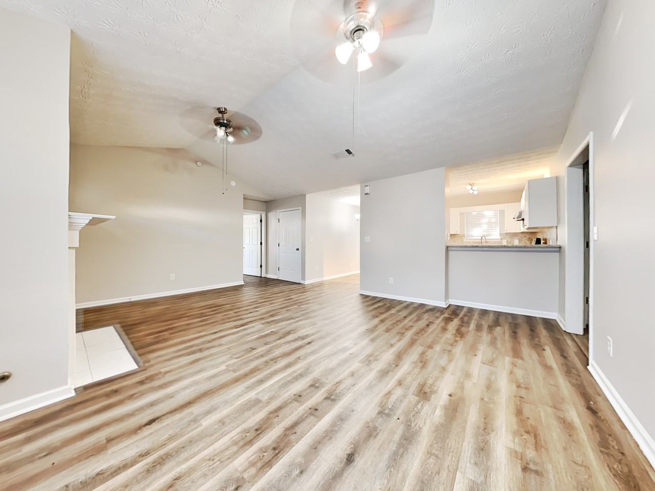 200 Adam Cir - Photo 3 of 18