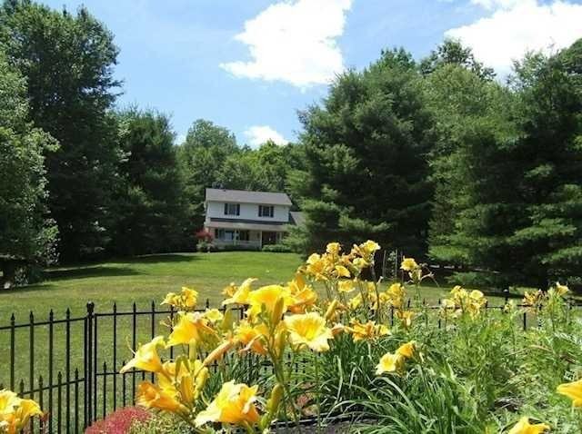 1449 Glasco Tpke, Saugerties, NY 12477 3 Bedroom House for 4,000/month