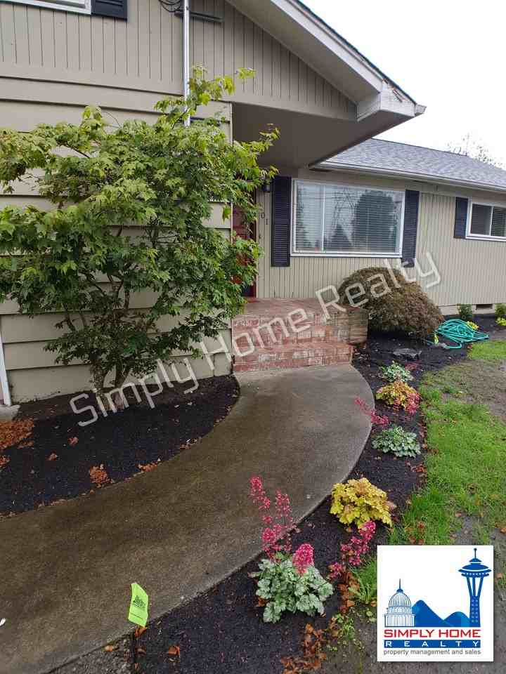 101 Z St Se - Photo 2 of 23