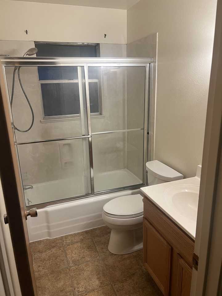 8328 Comanche Rd Ne - Photo 7 of 16
