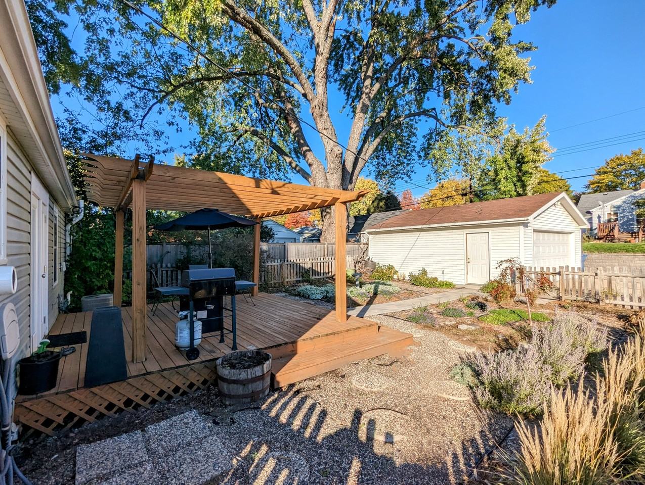 5457 30th Ave S - Photo 3 of 14