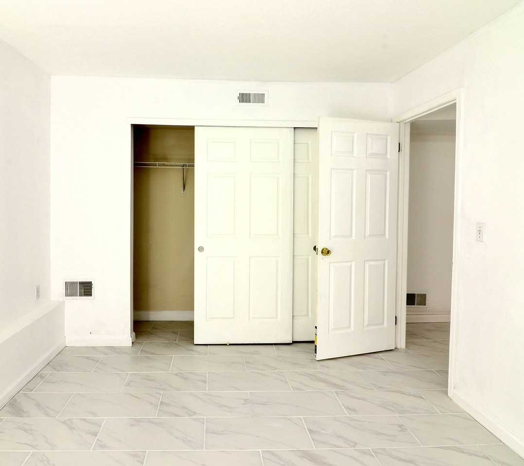 68 Monahan Ave - Photo 3 of 6