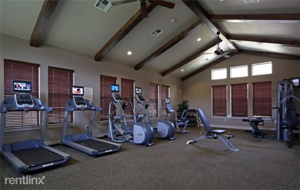 The Reserve at Lone Oak - Photo 2 of 3