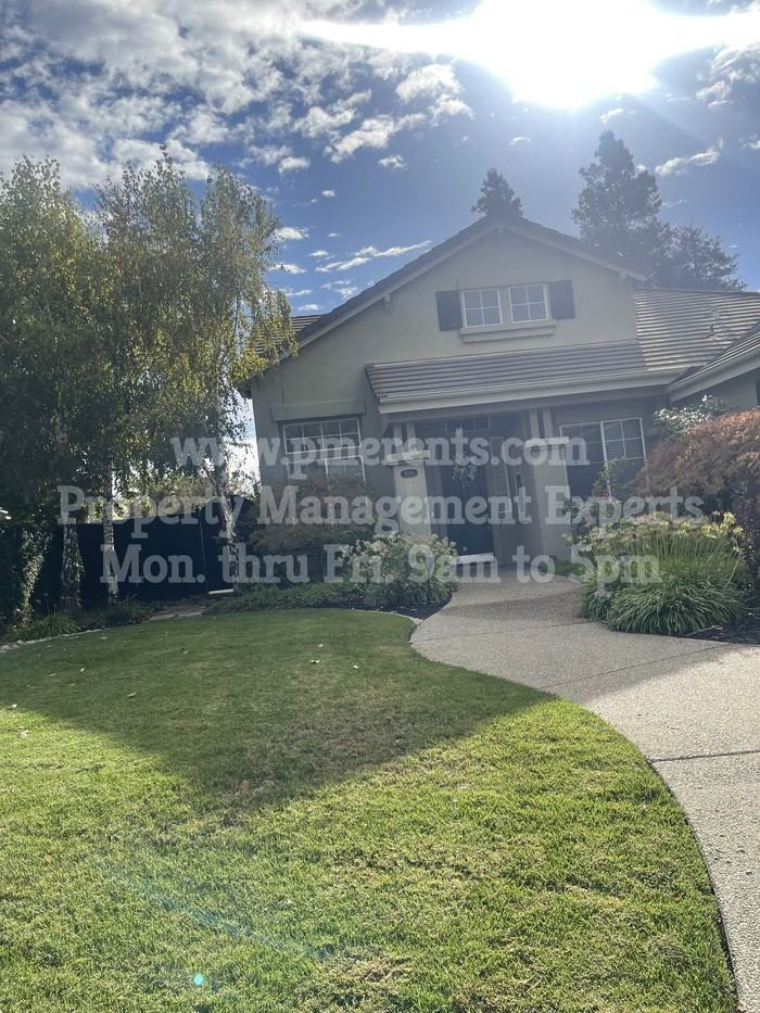 4260 Pebble Beach Dr - Photo 2 of 21