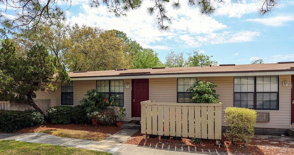 Stonewood - Photo 3 of 8